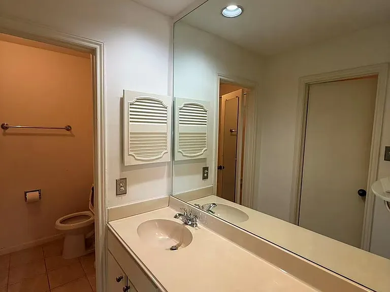 2829 Timmons Ln #176 — Photo 17