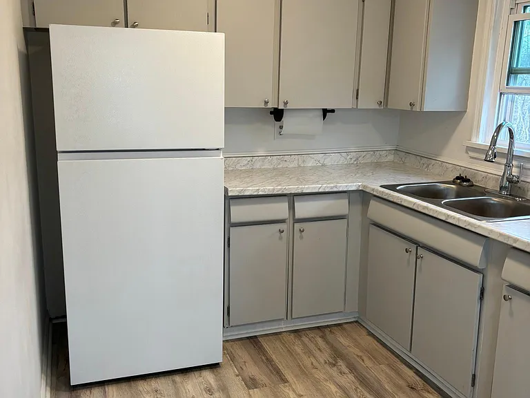 153 Kelly Rd — Photo 3