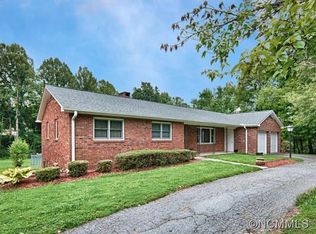 240 Hoopers Creek Rd, Fletcher, NC 28732