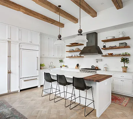 Sold by Compass | media 23