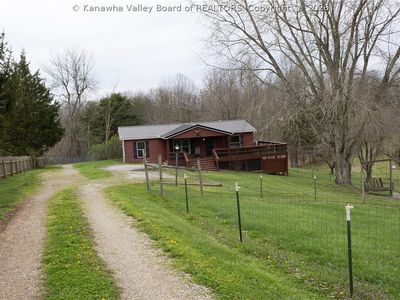 4750 Steele Ridge Rd, Red House, WV, 25168
