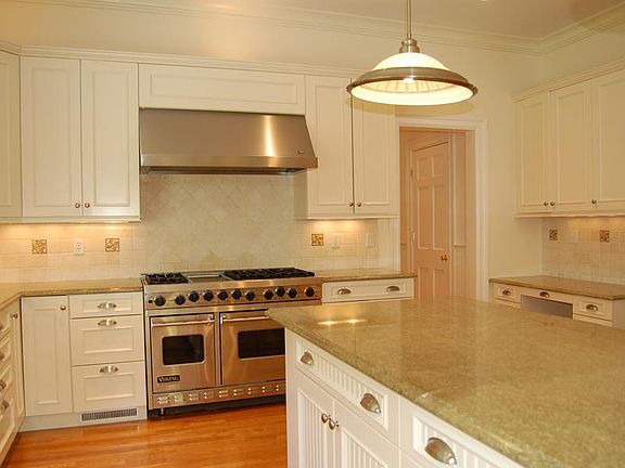 Designer Kitchen with Viking Range and
        Subzero