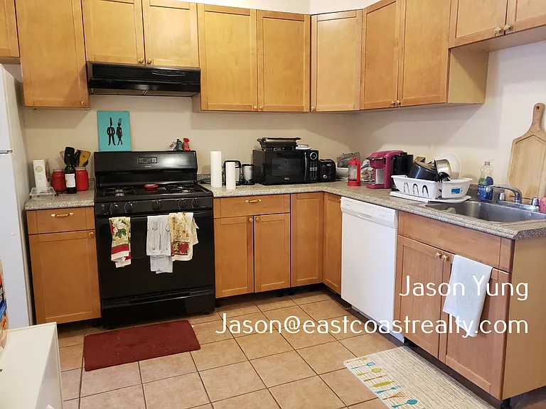 48 Cummings Rd #4 — Photo 8