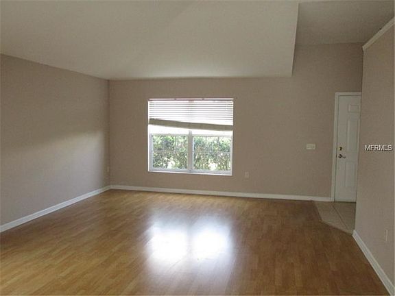 3rd image of 3004 White Cedar Cir
