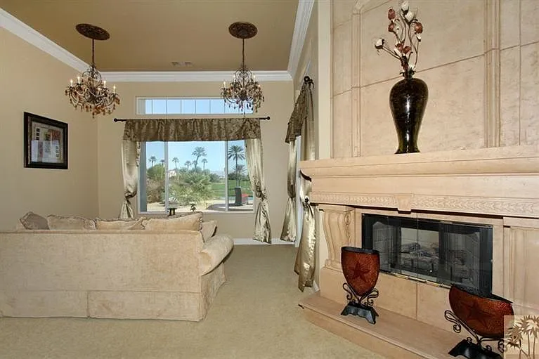 51016 Marbella Ct — Photo 19
