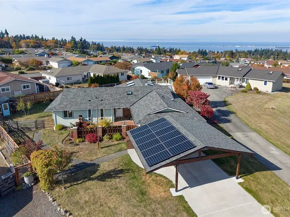 808 S Golf Course Road, Port Angeles, WA 98362