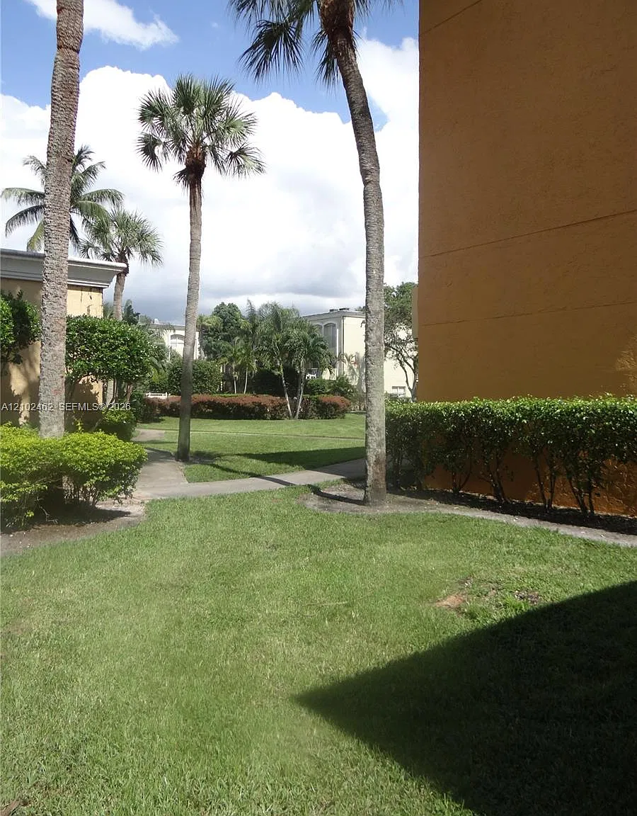 Venetian Gardens At Count — Photo 3