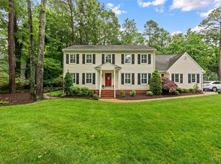 5911 Waters Edge Rd, Midlothian, VA 23112