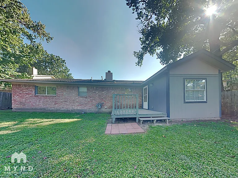 3219 Glen Spring Dr — Photo 16