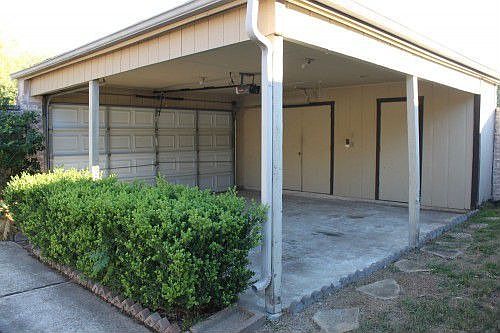 2nd image of 3526 Vineyard Dr