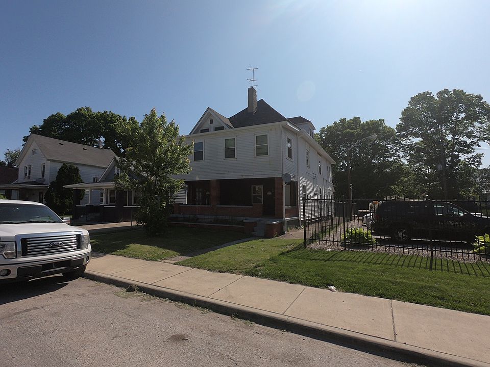 2nd image of 3439 N Capitol Ave