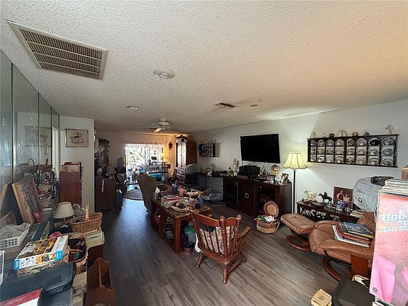 3rd image of 4317 TIBURON DRIVE