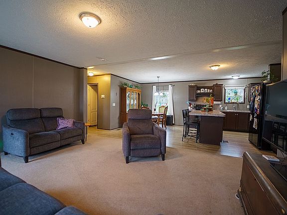 Living dining room kitchen