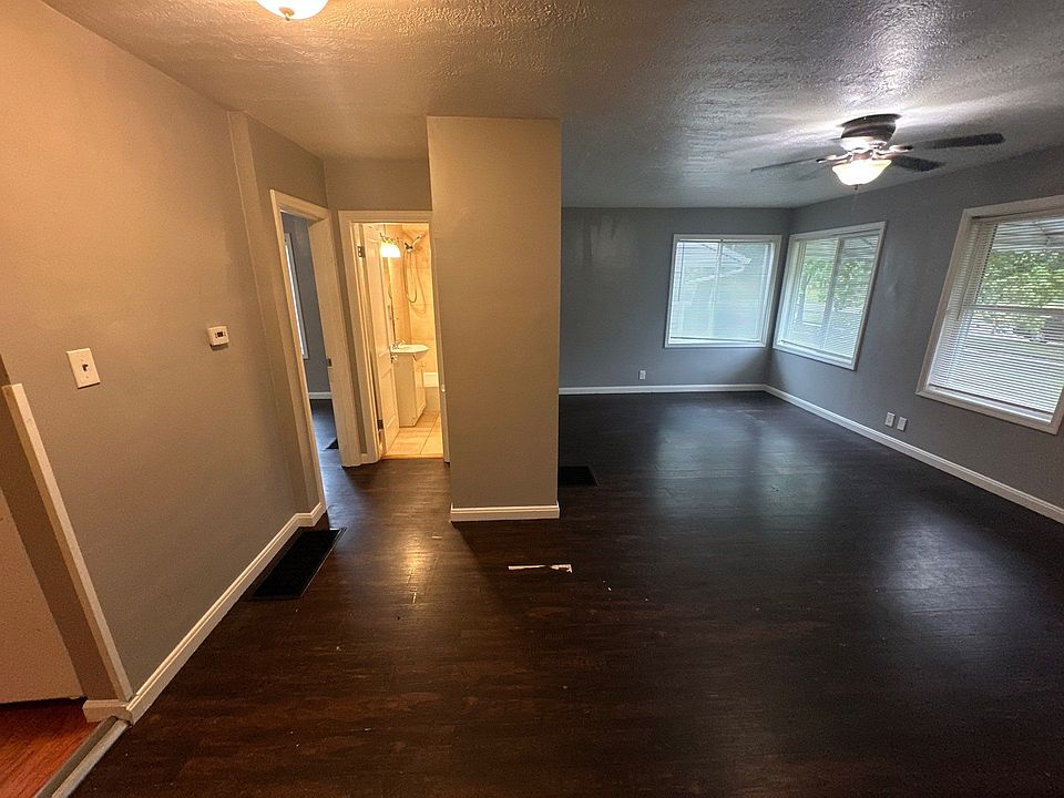 1st image of 3844 E Pleasant Run Parkway North Dr