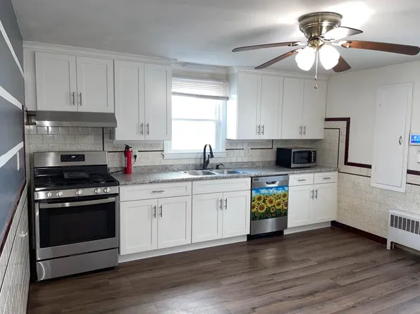 (undisclosed Address), Woonsocket, RI 02895