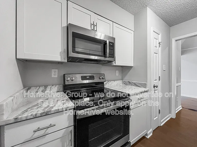 5910 Garden Walk E — Photo 8