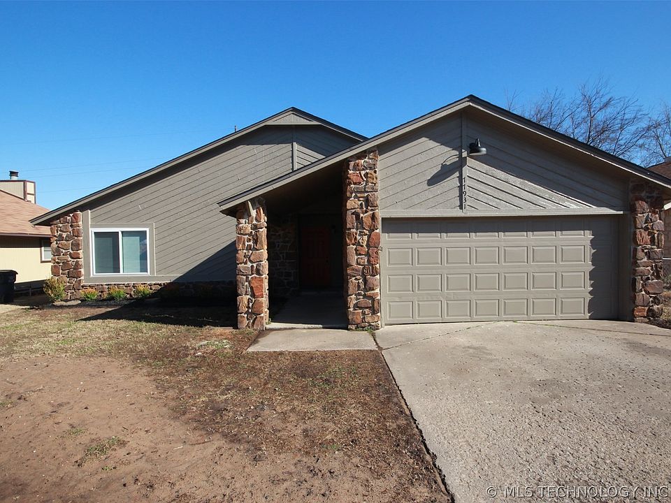 1st image of 13977 S Poplar Pl