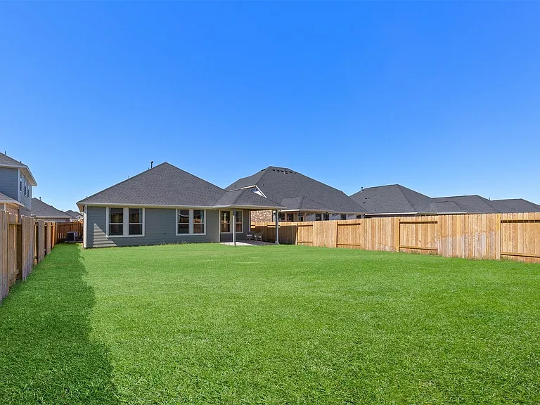 8003 Chukka Dr — Photo 25