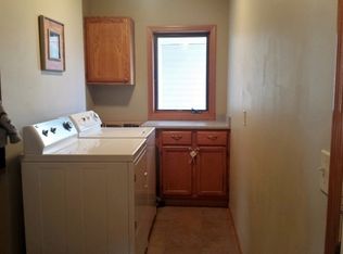 226 Parador Pl, Cottage Grove, WI 53527