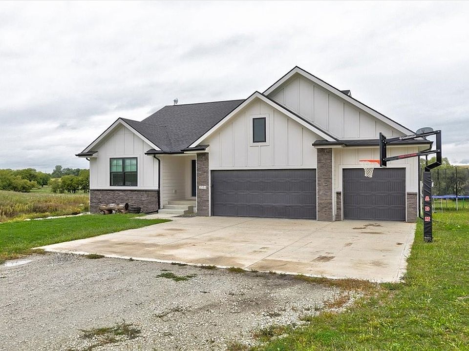 2331 130th St, Van Meter, IA 50261 Zillow