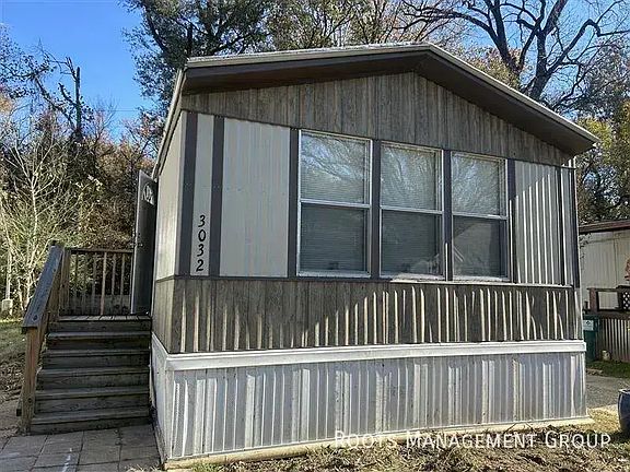 2nd image of 3032 Josibpet Ln #3032JL