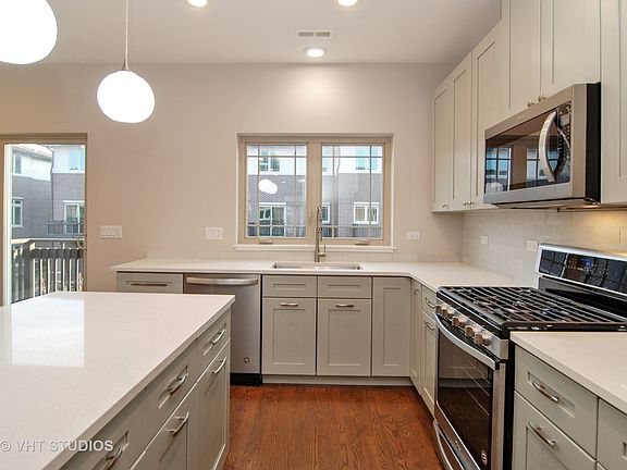 5th image of 7 Forest Ave #15