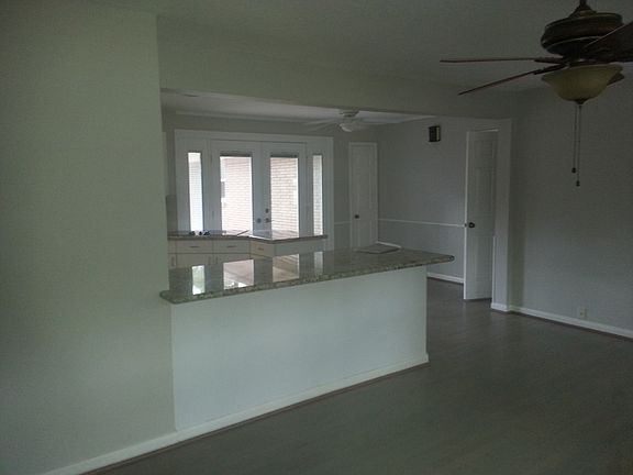 3rd image of 6010 Wister Ct