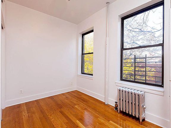 3rd image of 506 E 13th St APT 20