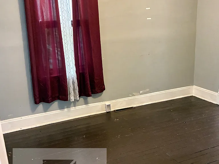 103 S Pickering St — Photo 9