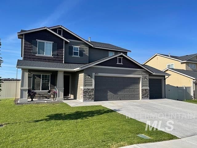 1st image of 803 Canyon Crest Dr