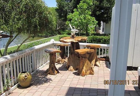 2nd image of 225 Pompano Dr SE APT B