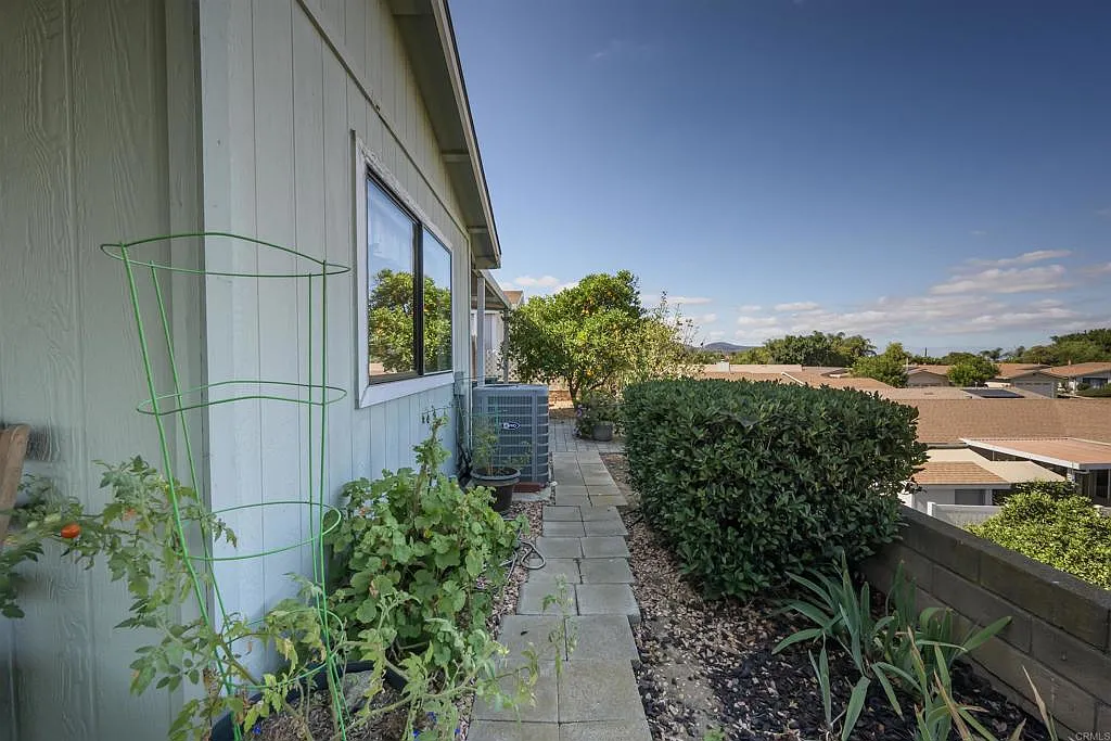 2 bed, 1425 sqft, $3,150 — Photo 4