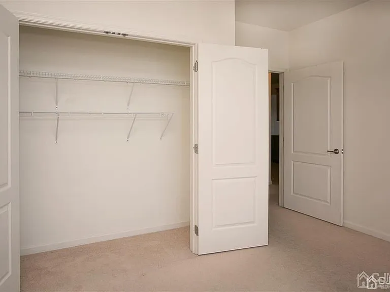 2224 Edward Stec Blvd — Photo 22