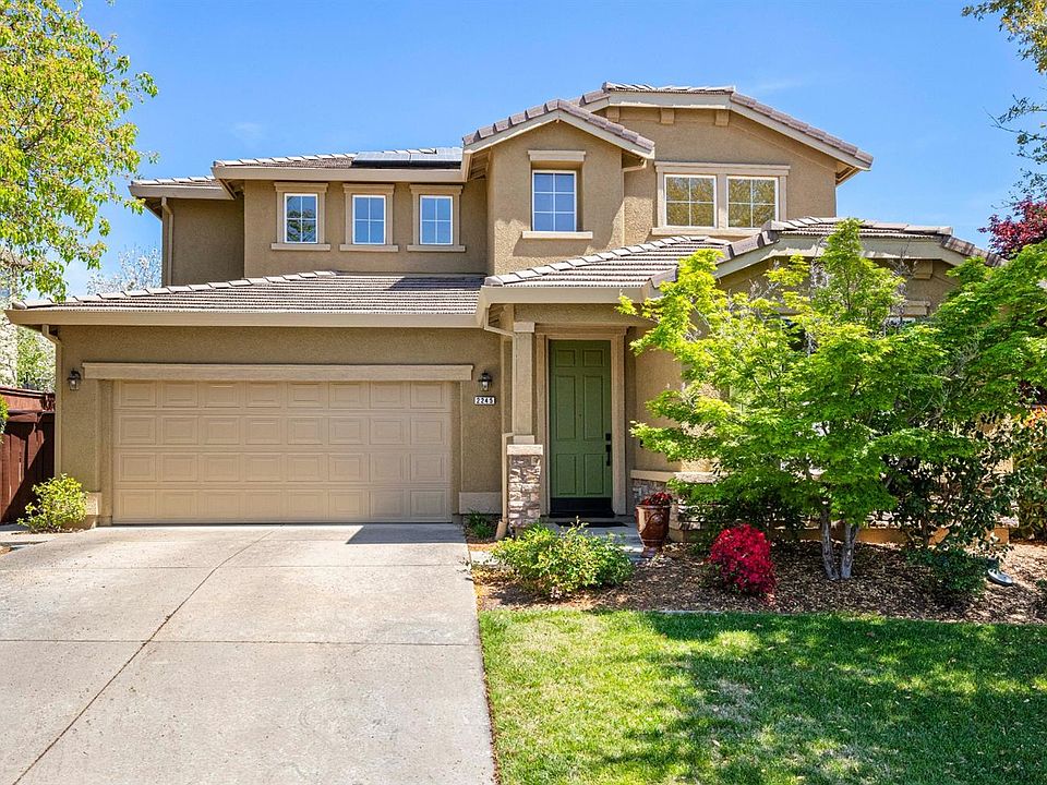 2nd image of 2245 Muratura Way