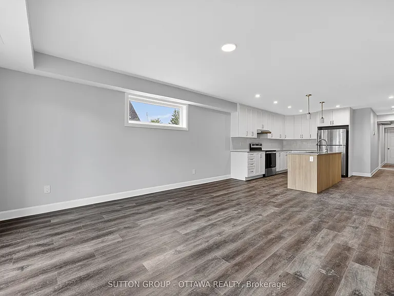 340 Shakespeare St — Photo 10