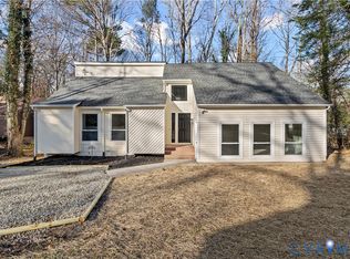 3201 Barnes Spring Ct, Midlothian, VA 23112