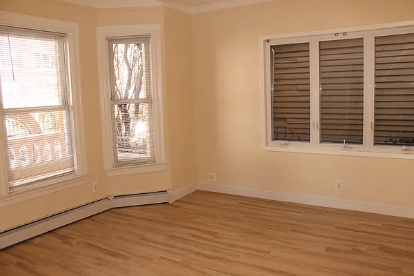 Rented by Rapid Realty Williamsburg | media 1