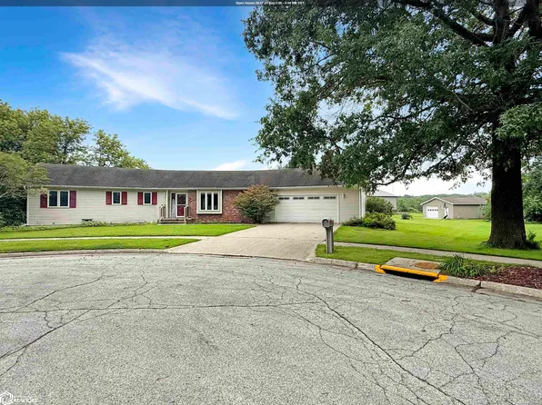 1319 Scenic View Dr, Iowa Falls, IA 50126