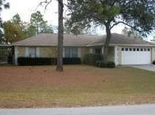 8202 N Maltese Dr, Citrus Springs, FL 34433