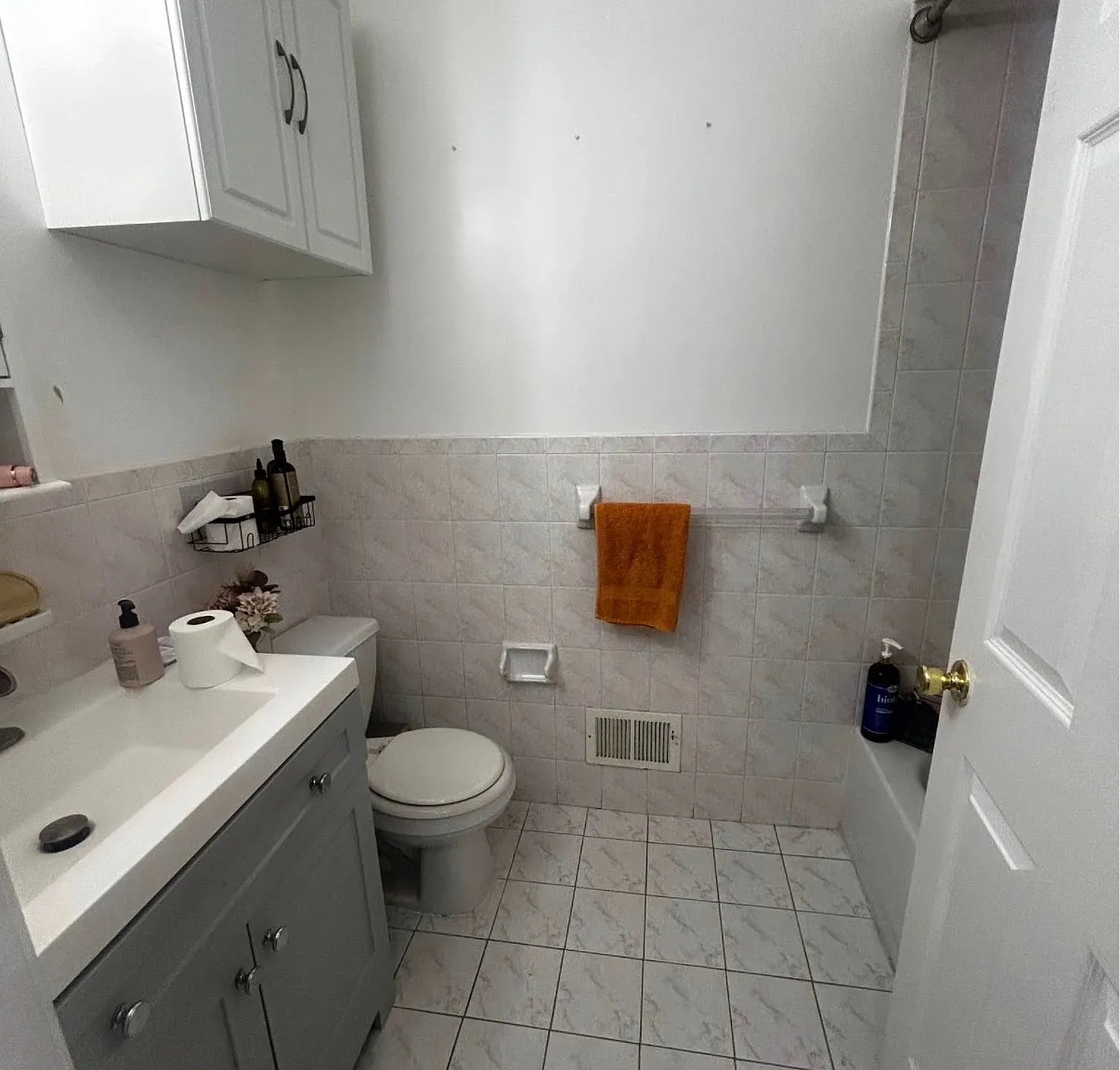 3 bed, 1300 sqft, $2,900 — Photo 4