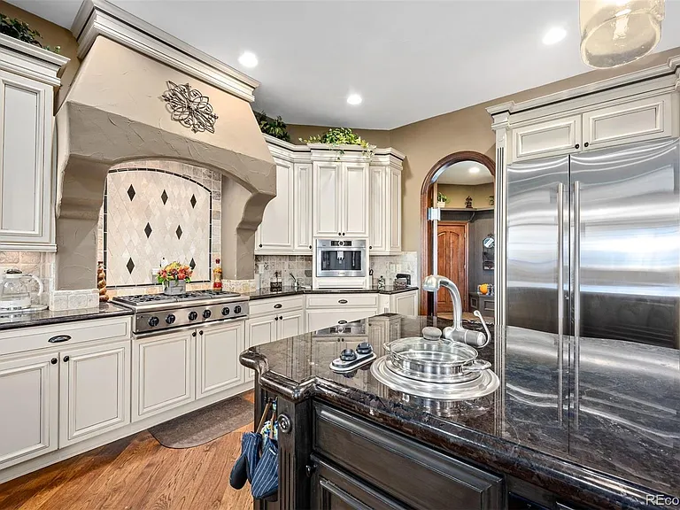 3440 Medallion Rd — Photo 23