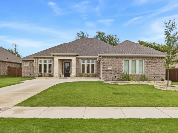 943 Richard Pittmon Dr, Desoto, TX 75115