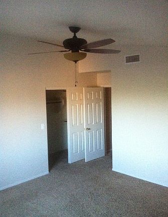 5th image of 2668 N Splitwood Ave