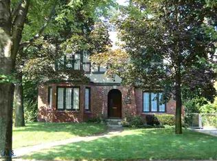 1309 Yorkshire Rd, Grosse Pointe, MI 48230