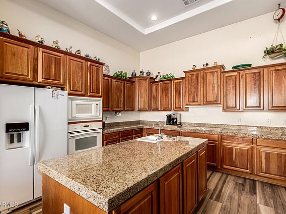 5th image of 4271 E SOURWOOD Drive