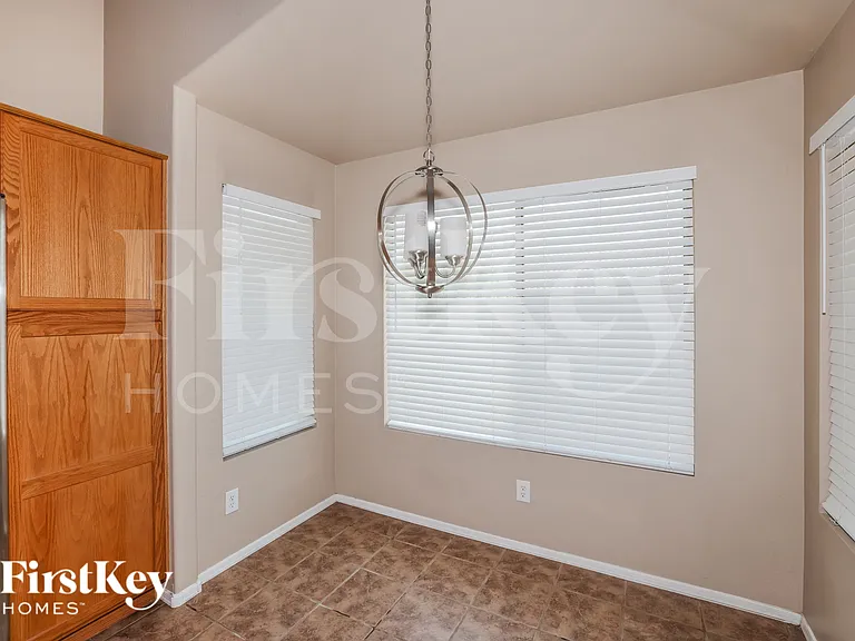11329 W Harrison St — Photo 6