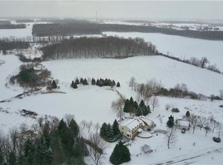 6281 Chamberlain Rd, Silver Springs, NY 14550