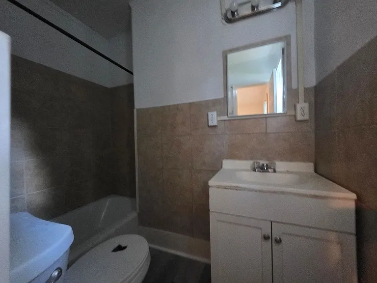 4421 Windemere Ave — Photo 8