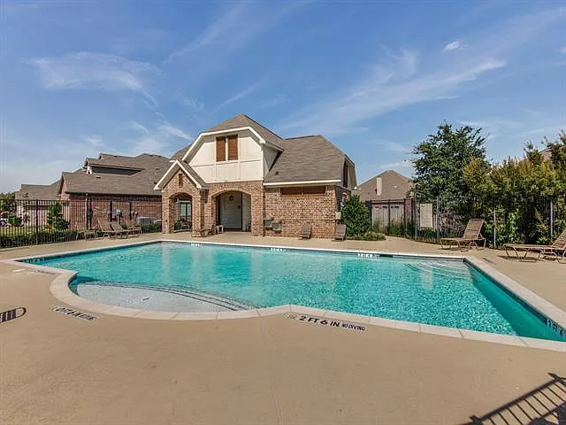 1006 Lancashire Ln — Photo 18