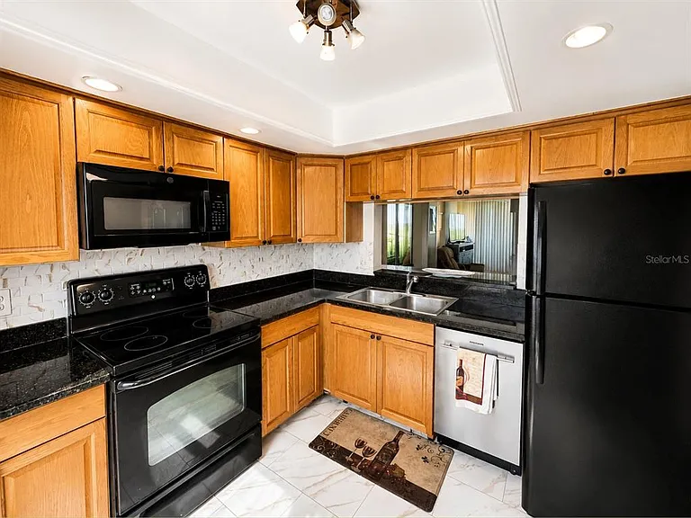 2616 Cove Cay Dr #801 — Photo 4